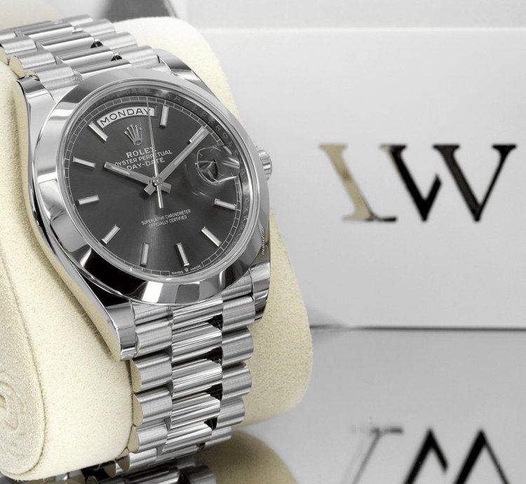 Rolex Day-date 40 Oyster Perpetual Day-date 40 Platinum 228206