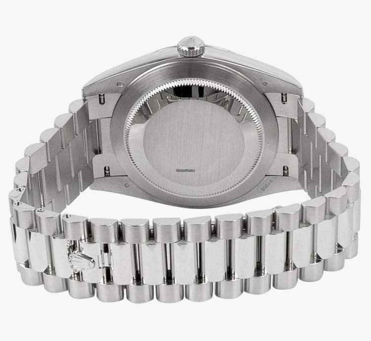 Rolex Day-date 40 Oyster Perpetual Day-date 40 Platinum Factory Baguette Diamonds 228206