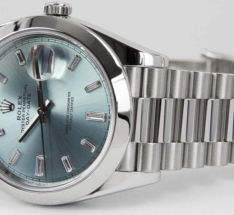 Rolex Day-date 40 Oyster Perpetual Day-date 40 Platinum Factory Baguette Diamonds 228206
