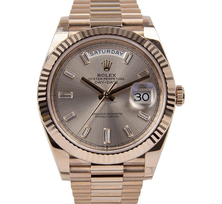 Rolex Day-date 40 Oyster Perpetual Day-date 40 Sundust Factory Baguette Diamonds 18kt Everose Gold 228235