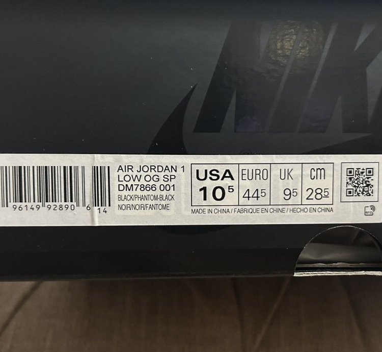 Jordan 1 Retro Travis Scott Black Phantom