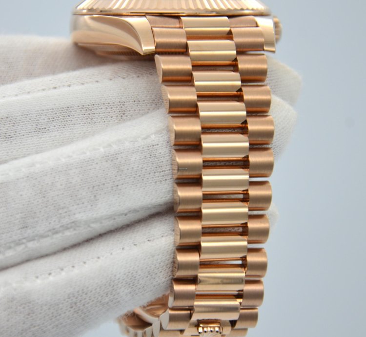 Rolex Day-date 40 Oyster Perpetual Daydate 40mm Pink Gold 228235 Chodmip