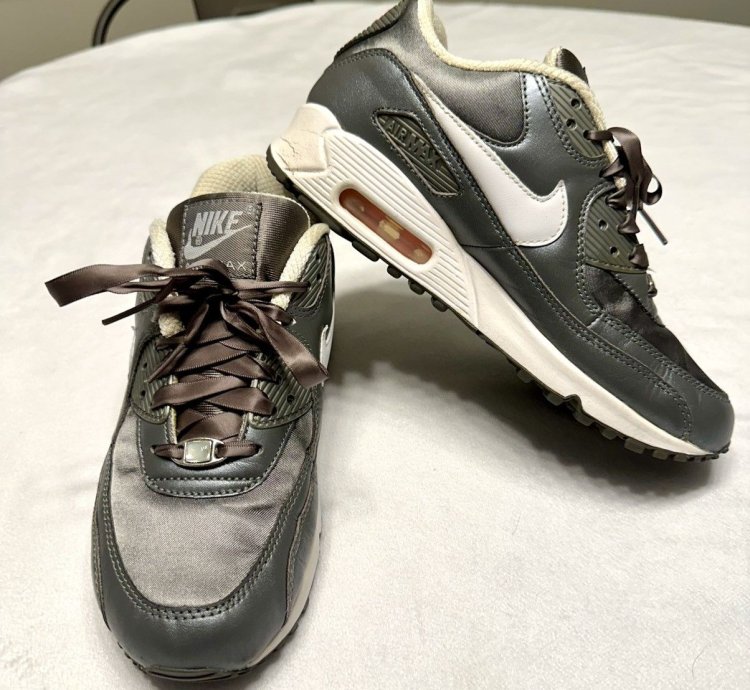 2006 Nike Air Max 90 Women 6 5 Metallic Pewter 312052-011