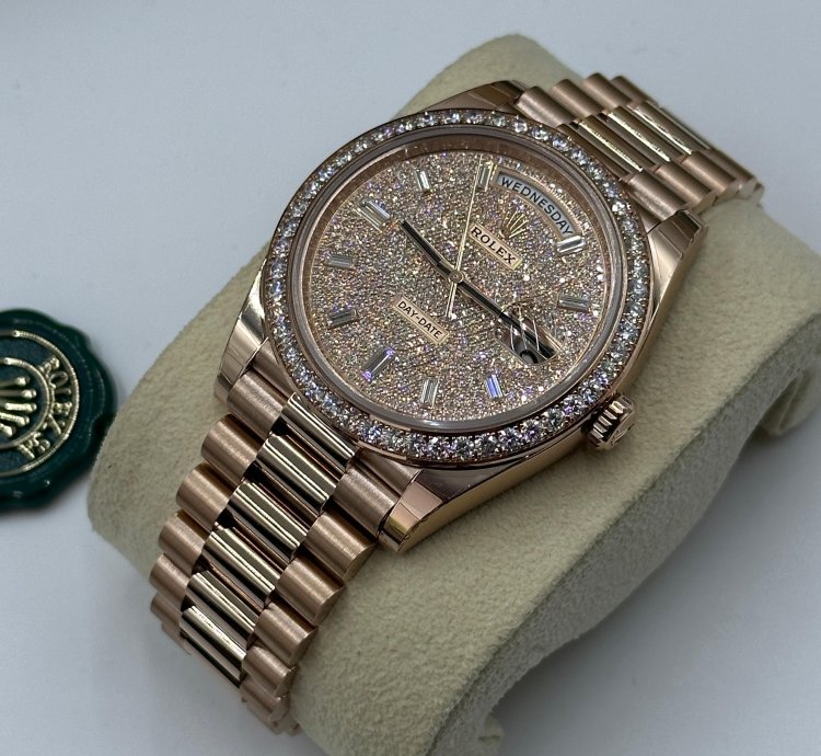 Rolex Day-date 40 Pav Diamond Bezel