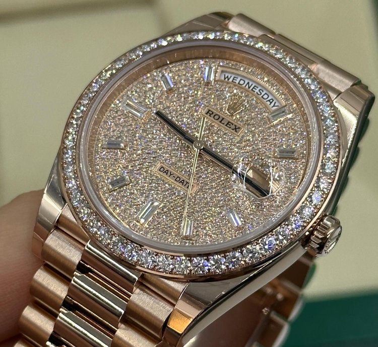 Rolex Day-date 40 Pav Diamond Bezel