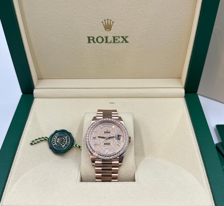 Rolex Day-date 40 Pav Diamond Bezel