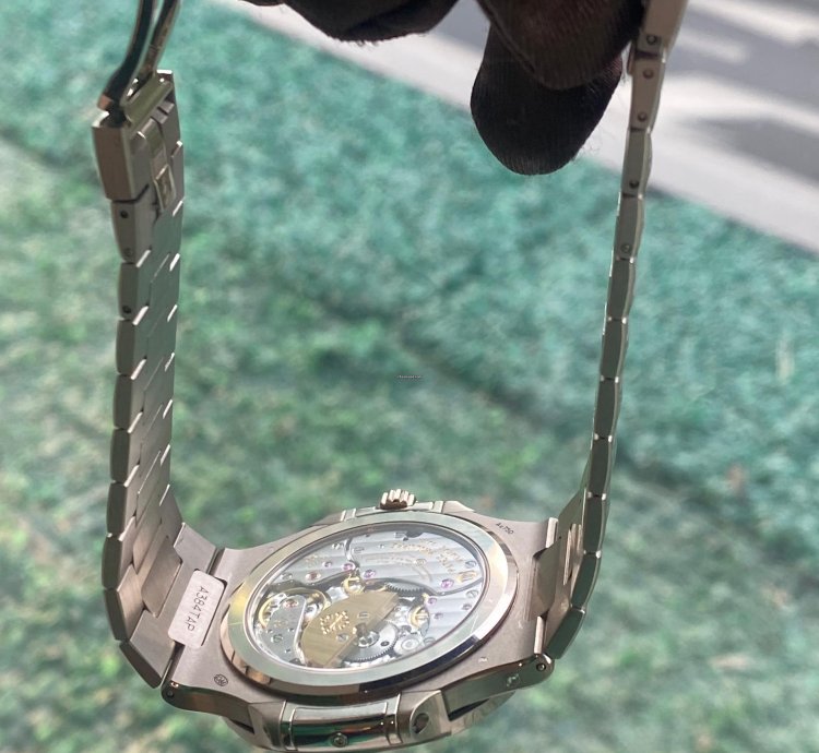 Patek Philippe Nautilus Perpetual Calendar 5740 White Gold Blue