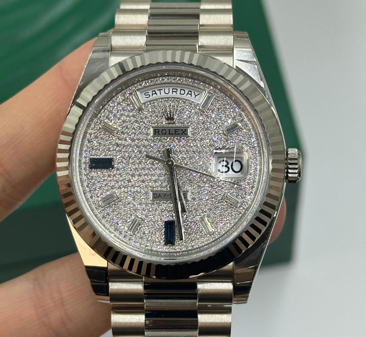 Rolex Day-date 40 Pave Diamond Dial White Gold President