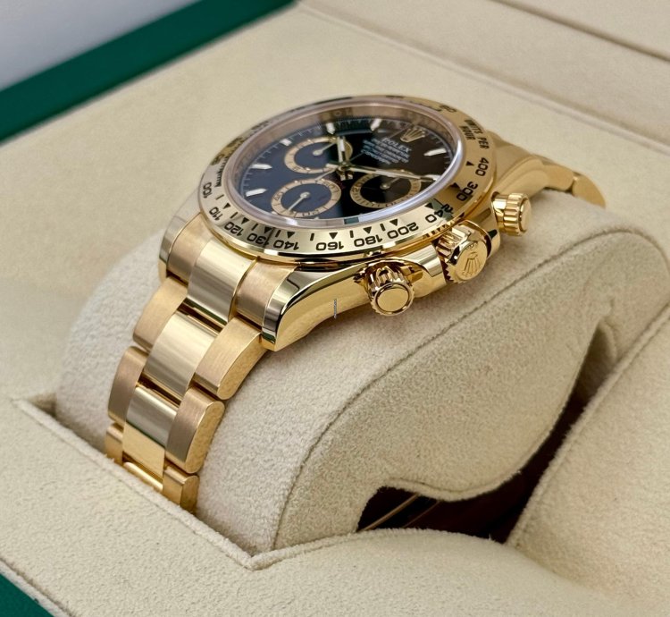Rolex Daytona New 2025 Daytona 40mm 126508 18k Yellow Gold Black Dial