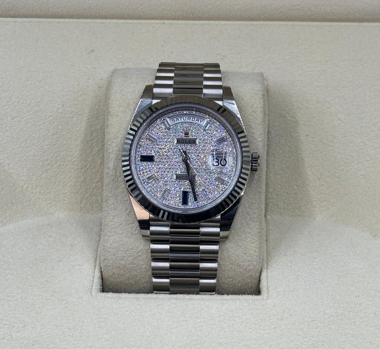 Rolex Day-date 40 Pave Diamond Dial White Gold President