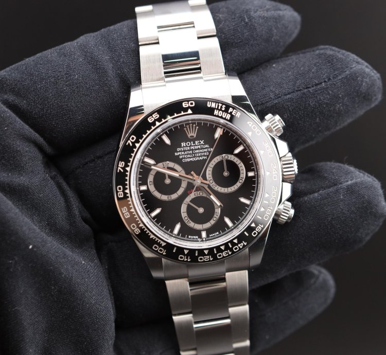 Rolex Daytona New 2025 Daytona Black Dial 126500ln Unworn Full Set