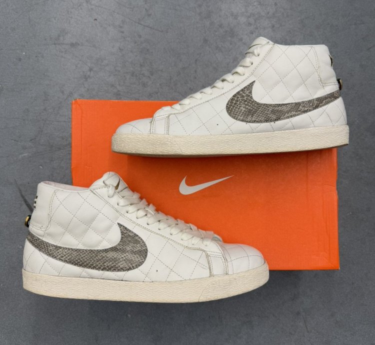 2006 Nike Sb Blazer Supreme White Sail