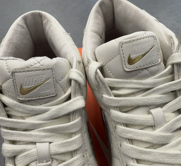 2006 Nike Sb Blazer Supreme White Sail