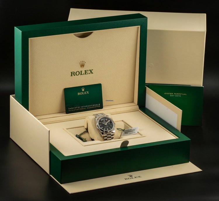 Rolex Day-date 40 Platinum Black Dial 228236 Complete Set Bnib Box Papers