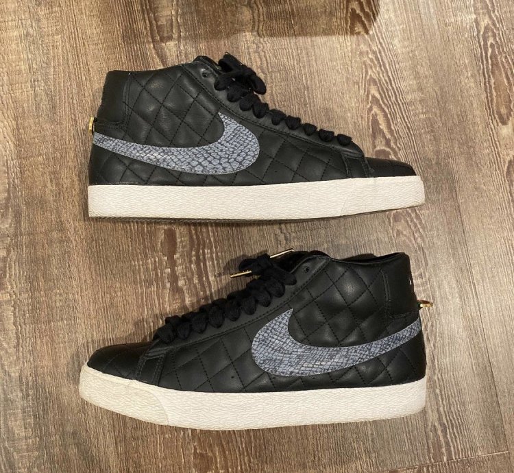 2006 Nike Sb Supreme Blazer Sneakers