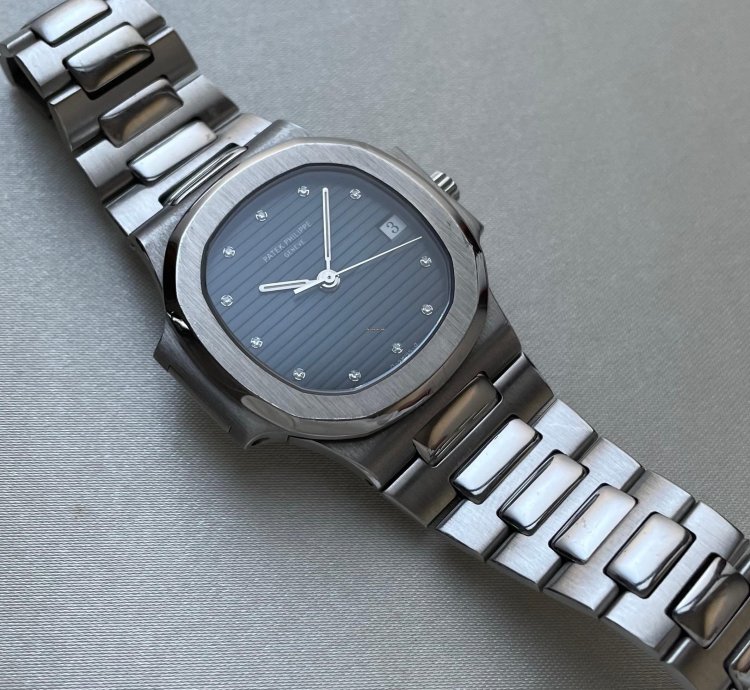 Patek Philippe Nautilus Platinum Diamond Dial 3800 1p-001