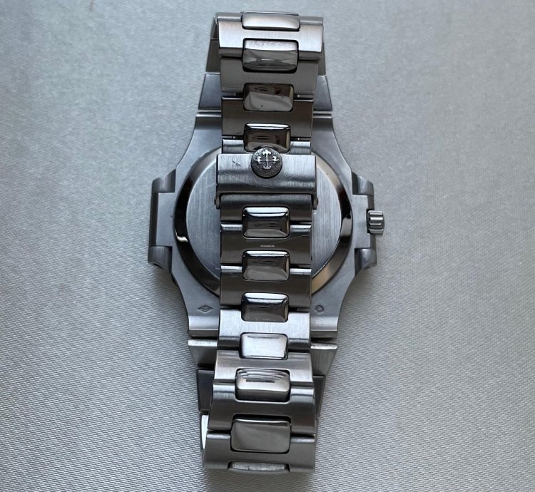 Patek Philippe Nautilus Platinum Diamond Dial 3800 1p-001