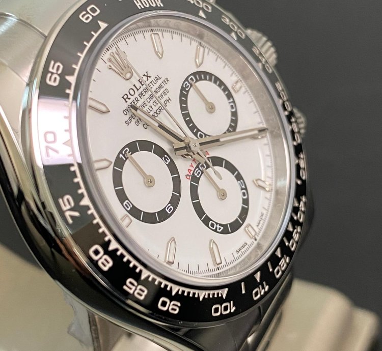 Rolex Daytona New 2025 Unworn Cosmograph Daytona Steel Panda 126500ln Full Set