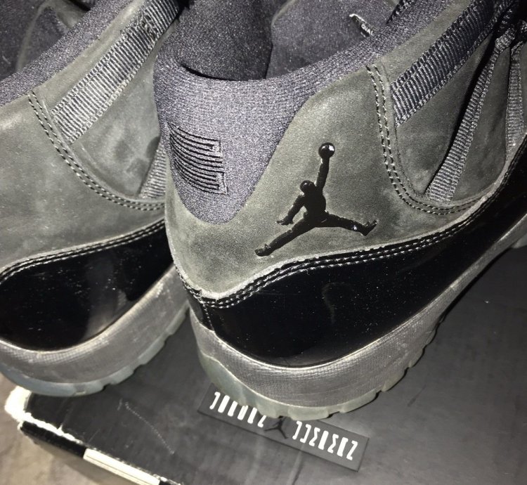 Jordan 11 Cap And Gown