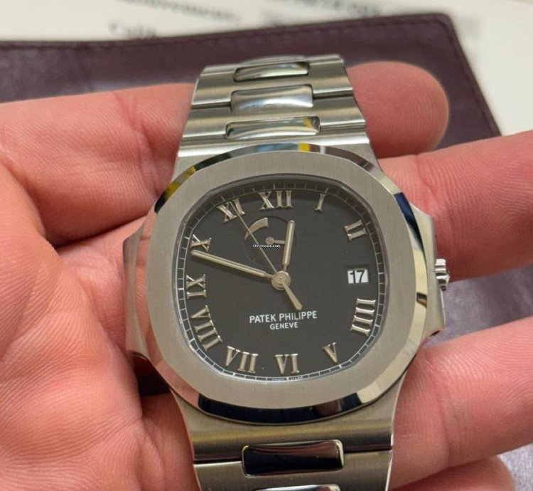 Patek Philippe Nautilus Power Reserve