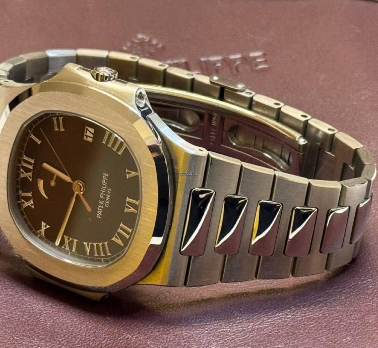 Patek Philippe Nautilus Power Reserve