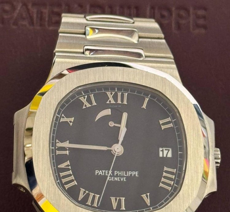 Patek Philippe Nautilus Power Reserve