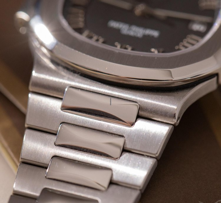 Patek Philippe Nautilus Power Reserve 3710 1a-001 Black Roman Dial