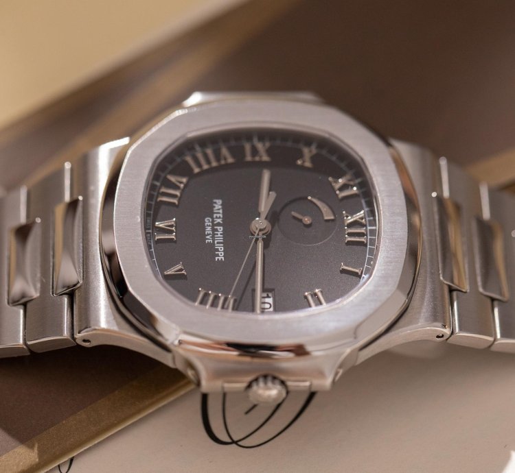 Patek Philippe Nautilus Power Reserve 3710 1a-001 Black Roman Dial