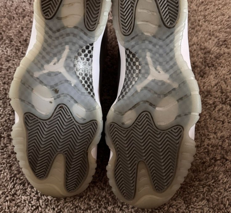 Jordan 11 Cool Grey