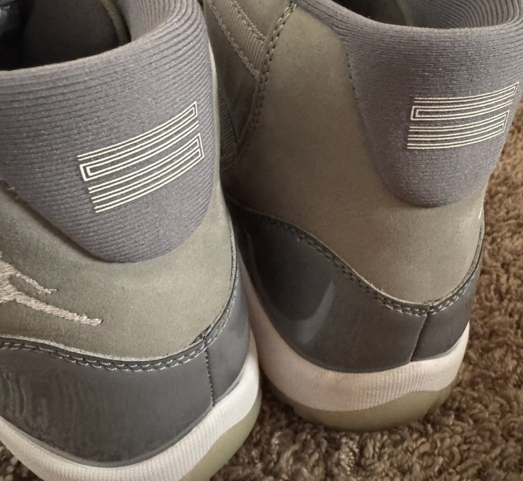 Jordan 11 Cool Grey