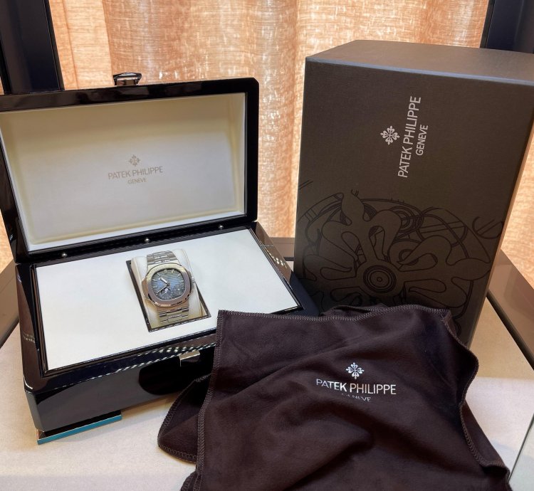 Patek Philippe Nautilus Power Reserve Moon Phase Stainless Steel