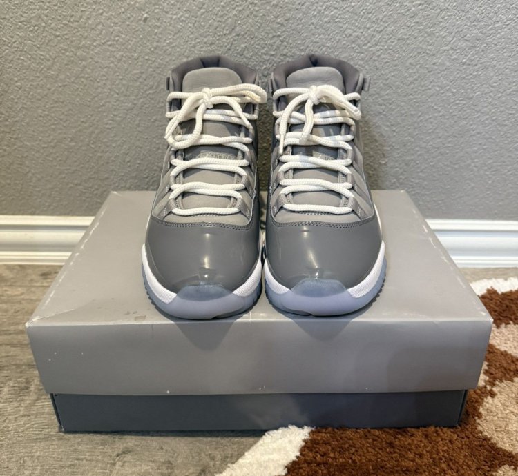 Jordan 11 Cool Greys Size 11 Vnds Og All