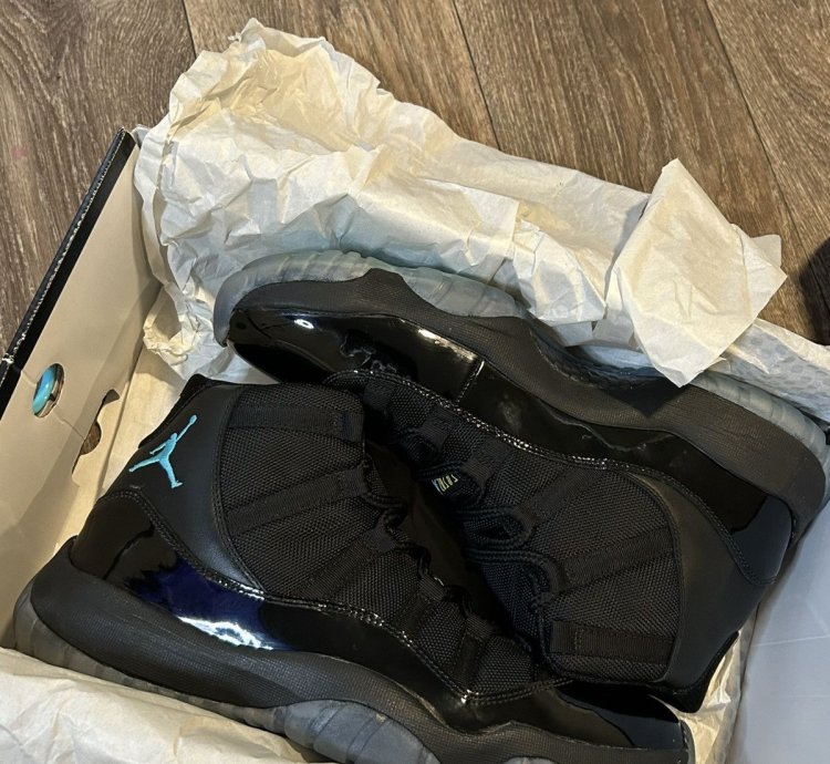 Jordan 11 Gamma Blue