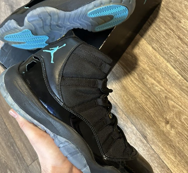 Jordan 11 Gamma Blue