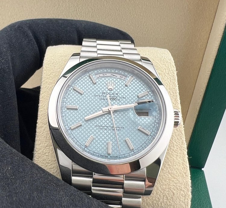 Rolex Day-date 40 Platinum Motif Ice Blue With Factory Arabic Calendar