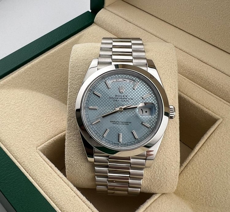 Rolex Day-date 40 Platinum Motif Ice Blue With Factory Arabic Calendar