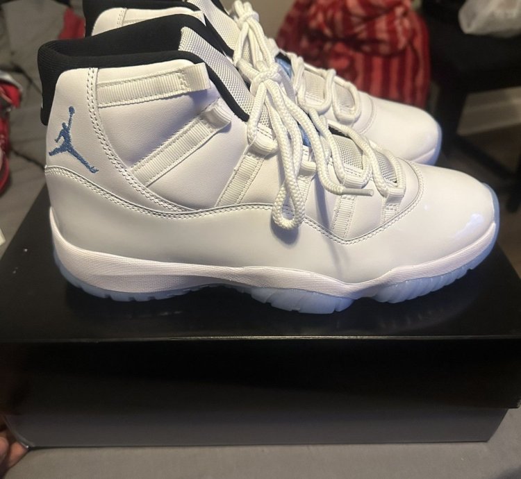 Jordan 11 Legend Blue 2024