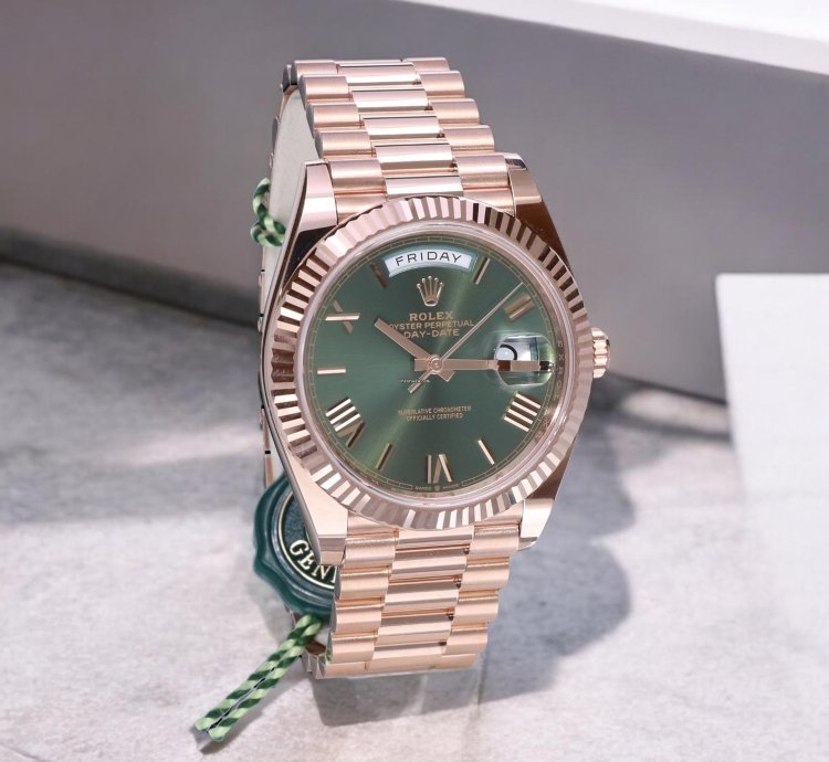 Rolex Day-date 40 President 18k Rose Gold Olive Roman Green Unworn 2025