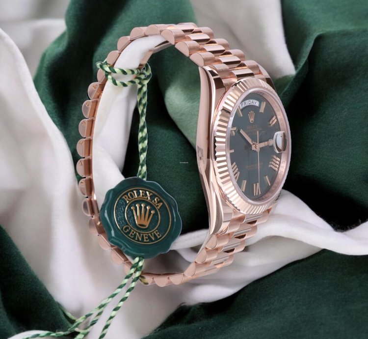 Rolex Day-date 40 President 18k Rose Gold Olive Roman Green Unworn 2025