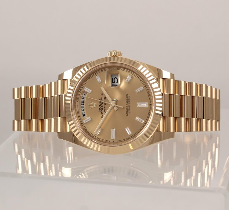 Rolex Day-date 40 President 2022 Yellow Gold Diamond Baguette Index Champagne Dial Full Set 228238