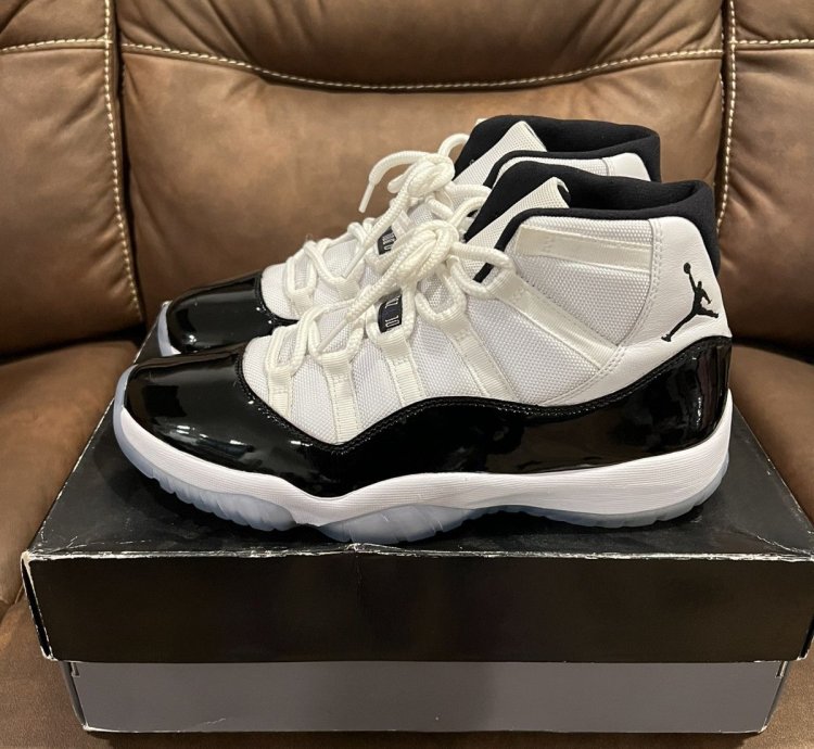 Jordan 11 Retro Concord 2018