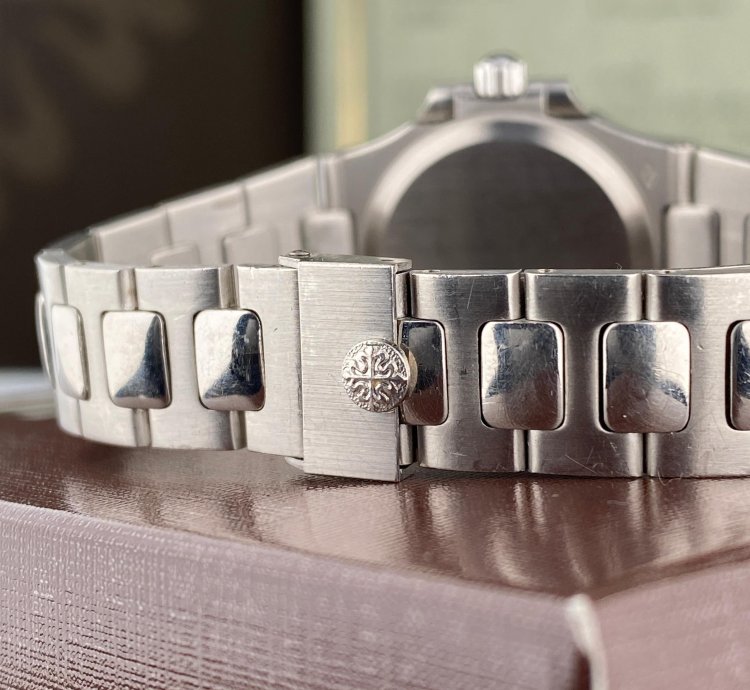 Patek Philippe Nautilus Rare Platinum Patek Philippe Nautilus 4700 1p Ladies With Factory Diamond Dial
