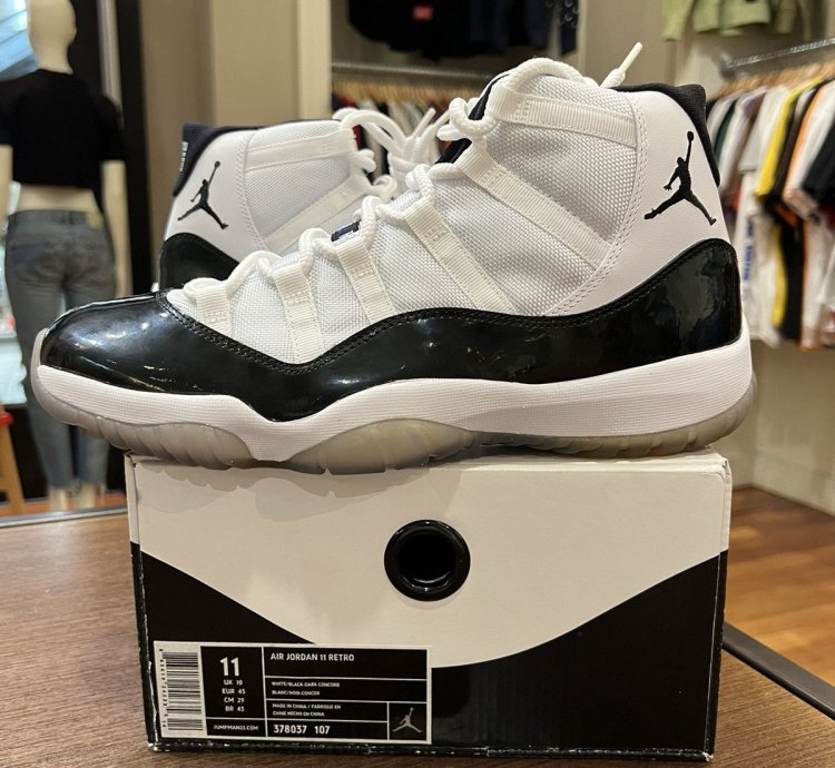 Jordan 11 Retro Concord 2011