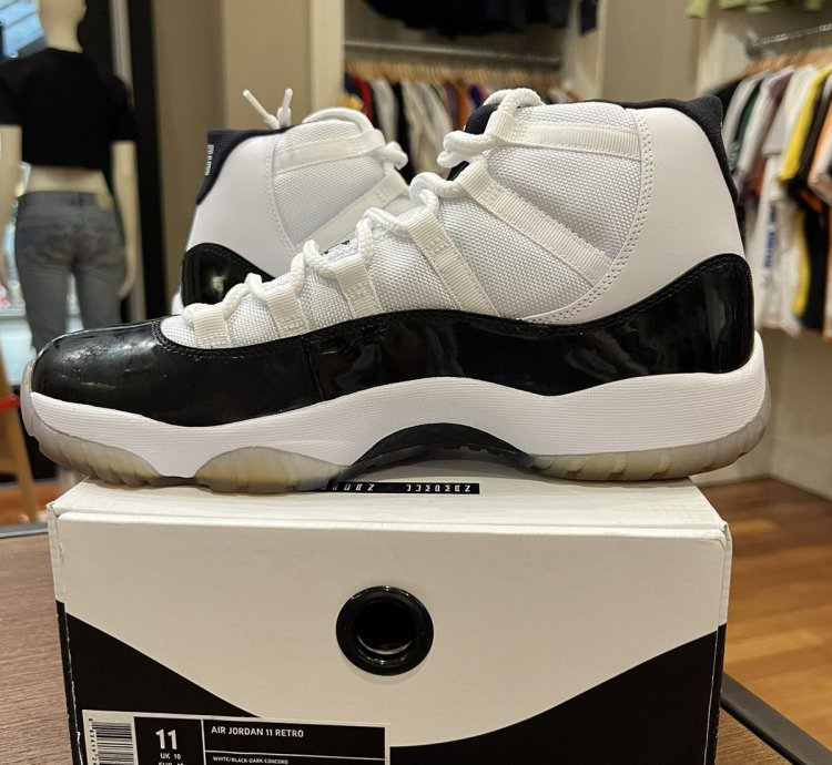 Jordan 11 Retro Concord 2011
