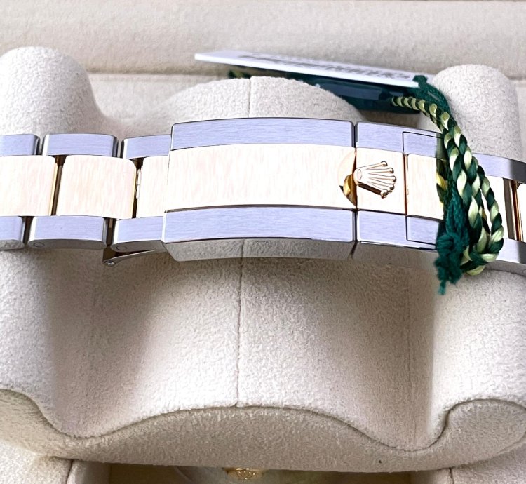 Rolex Daytona New Model - White Dial 126503 Steel Gold 2024 New Unworn Full Set Box Papers