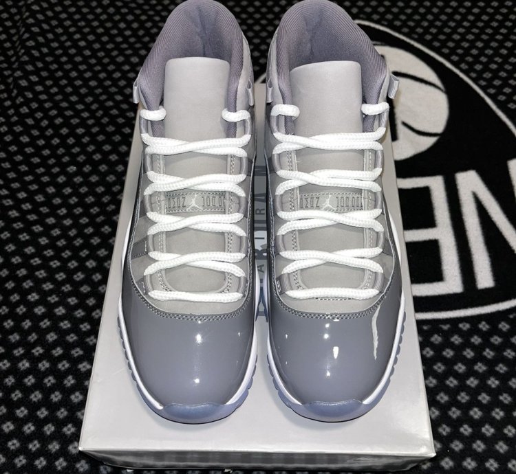 Jordan 11 Retro Cool Grey