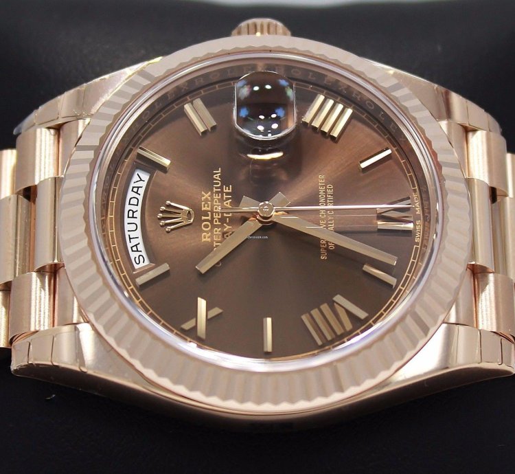 Rolex Day-date 40 President 40mm Day-date 228235 18k Rose Gold Chocolate Dial Unworn