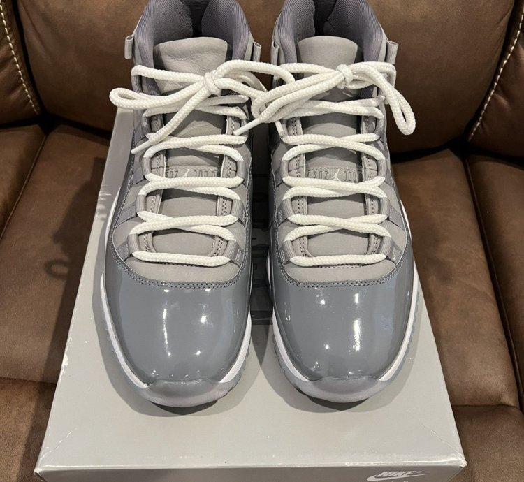 Jordan 11 Retro Cool Grey 2021