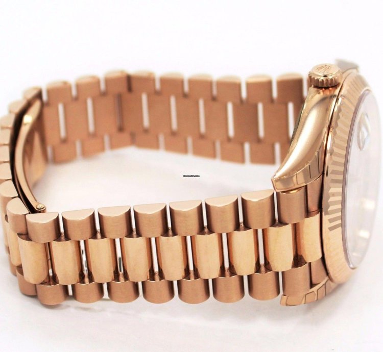 Rolex Day-date 40 President 40mm Day-date 228235 18k Rose Gold Sundust Unworn
