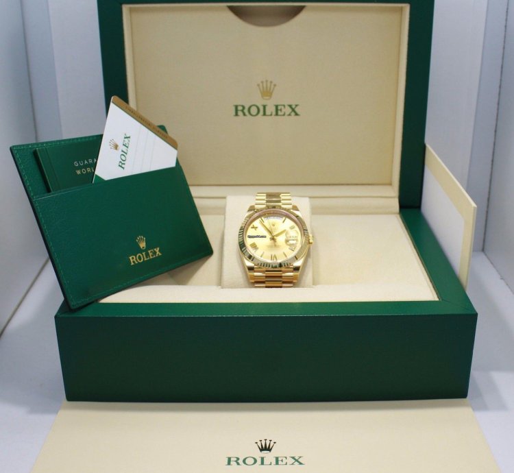 Rolex Day-date 40 President 40mm Day-date 228238 18k Yellow Gold Champagne New